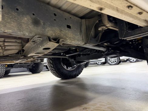 Used 2004 Toyota Land Cruiser image 28