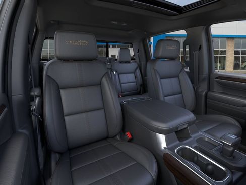 New 2026 Chevrolet Silverado 1500 High Country AWD/4WD image 16