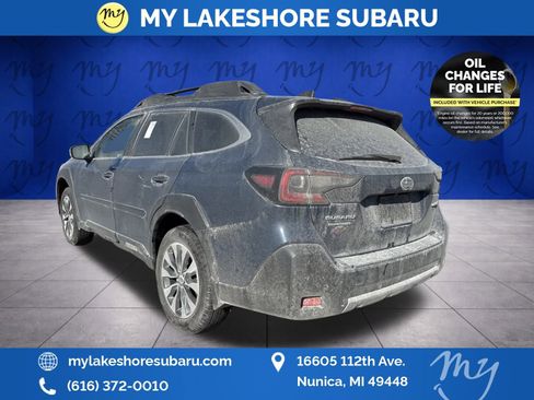 Used 2025 Subaru Outback Limited image 8