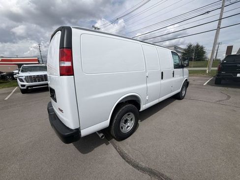 New 2026 GMC Savana 2500 w/ Driver Convenience Package RWD image 8