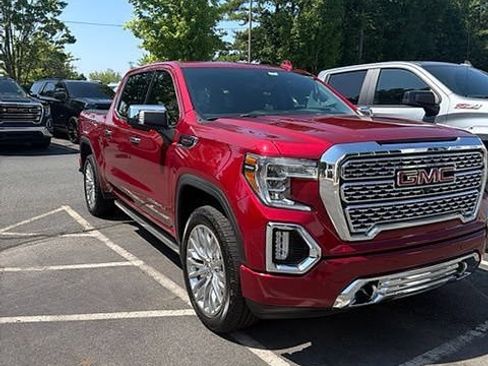 Used 2019 GMC Sierra 1500 Denali w/ Denali Ultimate Package AWD/4WD image 3