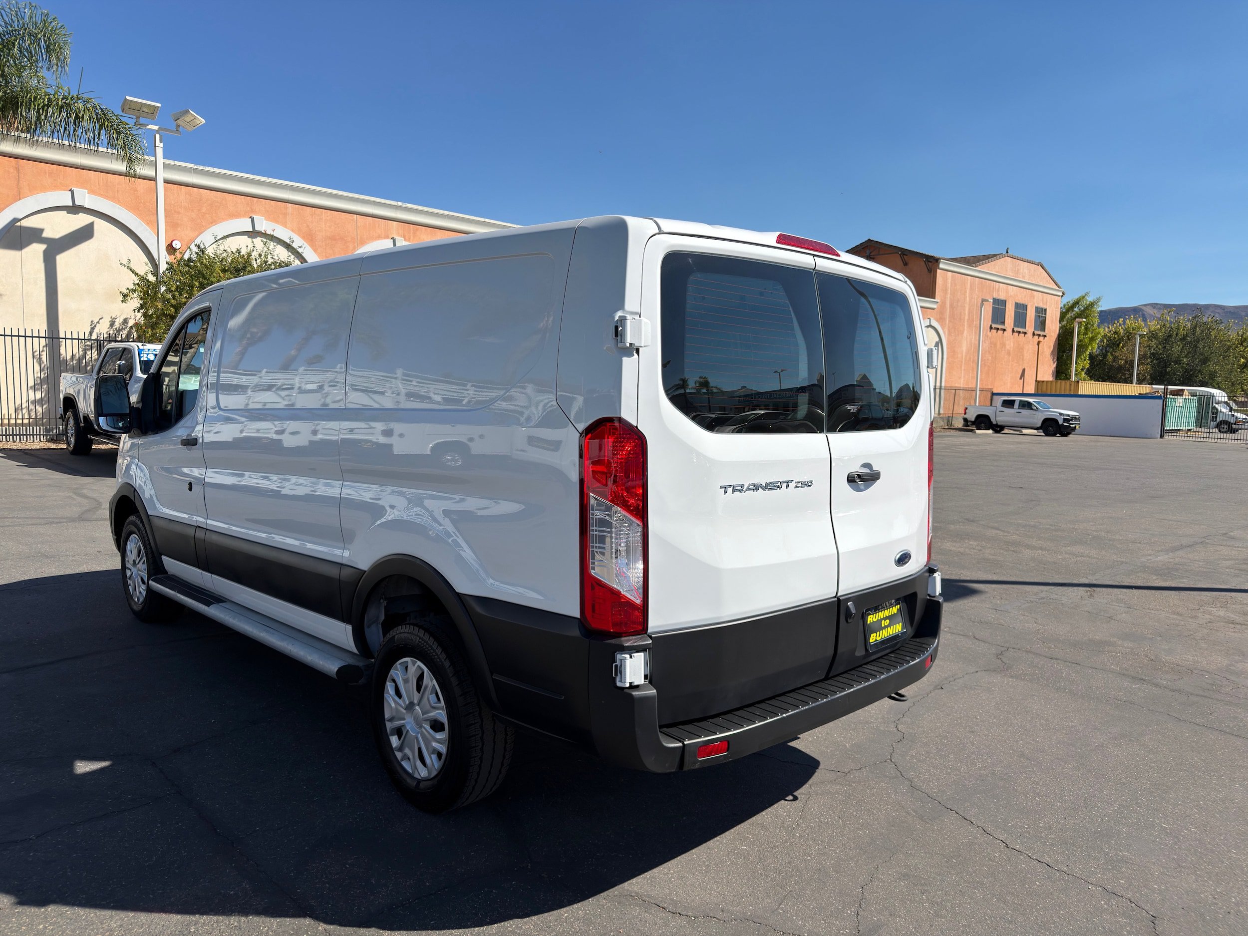 Used 2025 Ford Transit 250 Low Roof w/ Exterior Upgrade Package RWD image 6