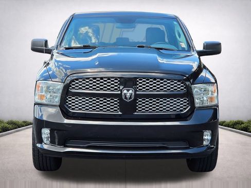 Used 2016 RAM 1500 Express AWD/4WD image 3