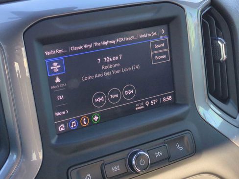 Used 2022 Chevrolet Silverado 1500 Custom image 13