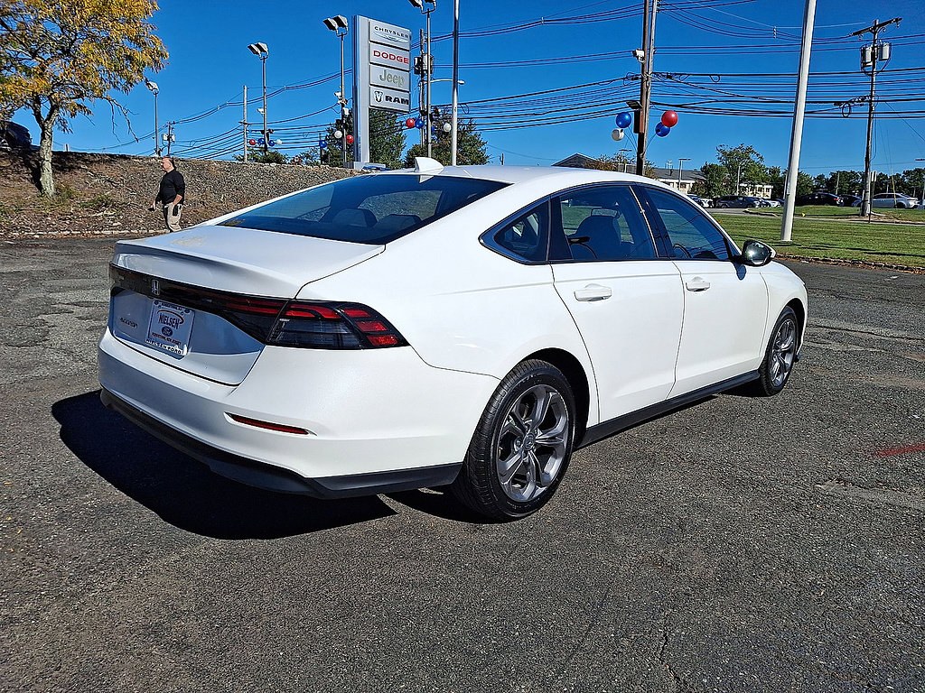 Used 2023 Honda Accord EX image 31
