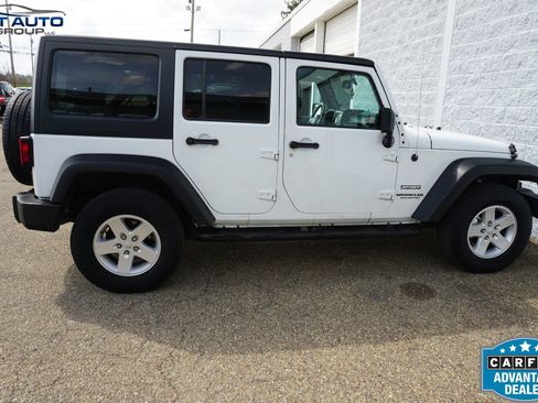 Used 2017 Jeep Wrangler Unlimited Sport w/ Quick Order Package 24S image 12