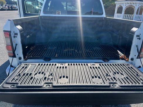 New 2026 Nissan Frontier SV w/ Tow Package AWD/4WD image 22