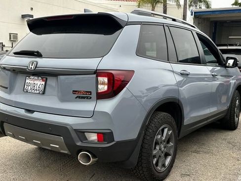 Used 2025 Honda Passport TrailSport image 5
