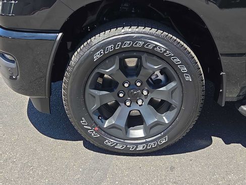 New 2026 RAM 1500 Express AWD/4WD image 16
