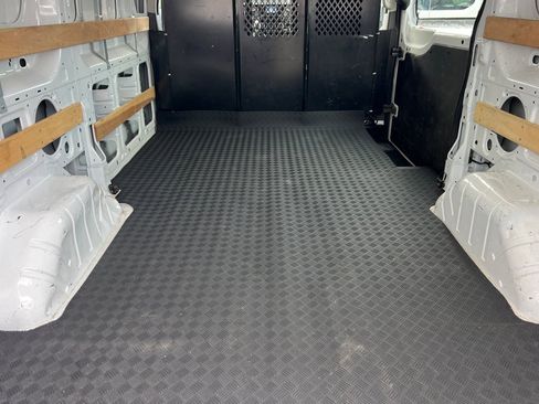 Certified 2023 Ford Transit 250 Low Roof w/ Exterior Upgrade Package image 15