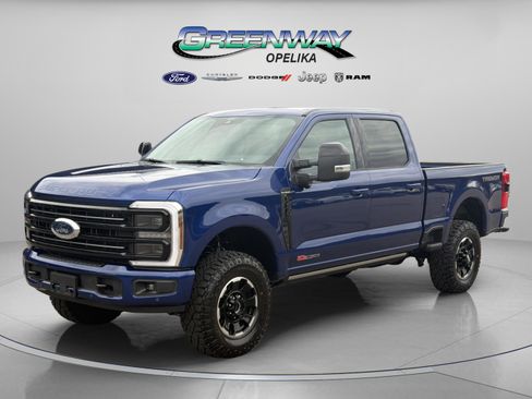 New 2026 Ford F250 Platinum w/ Tremor Off-Road Package AWD/4WD image 3