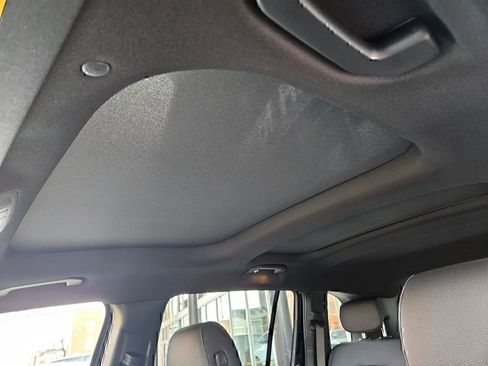 Used 2024 Mercedes-Benz GLB 250 4MATIC image 18