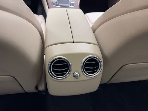 Used 2022 Mercedes-Benz GLC 300 4MATIC w/ Premium Package Lite image 65