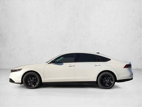 Used 2025 Honda Accord SE image 5