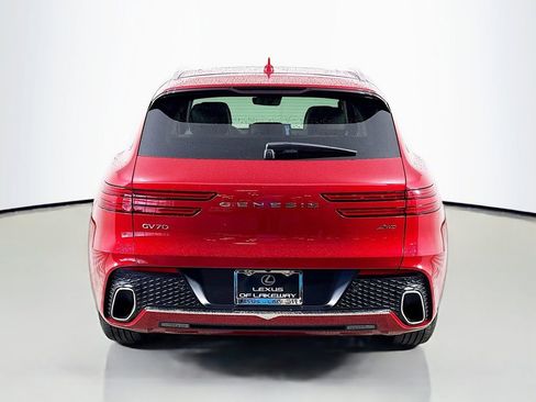 Used 2025 Genesis GV70 2.5T w/ Advanced Package AWD/4WD image 6
