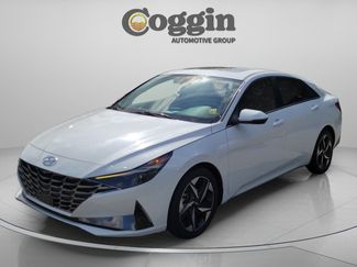 Used 2022 Hyundai Elantra Limited FWD video 1