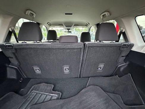 Certified 2023 Nissan Rogue SV AWD/4WD image 18