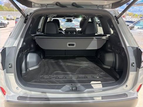 Used 2025 Subaru Forester Limited w/ Popular Package #1 AWD/4WD image 28