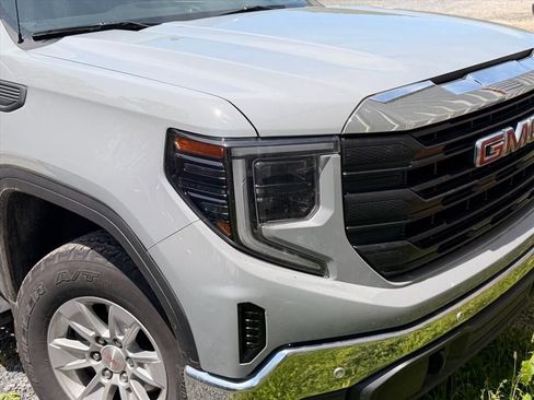 Used 2024 GMC Sierra 1500 Pro w/ Pro Value Package AWD/4WD image 24