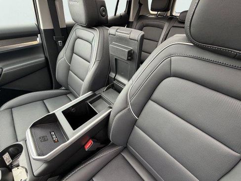 Used 2026 GMC Terrain Denali AWD/4WD image 27