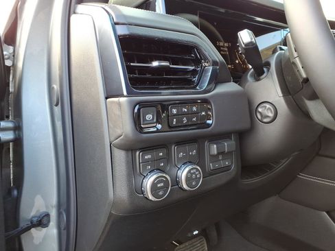 New 2026 GMC Yukon XL AT4 Ultimate image 10