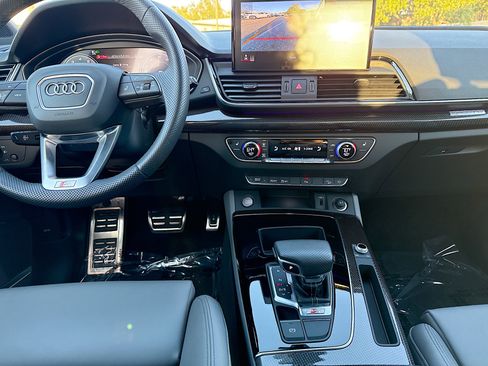 Used 2025 Audi SQ5 Premium Plus image 19