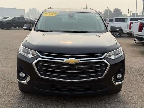 Used 2020 Chevrolet Traverse LT w/ LT Premium Package AWD/4WD image 3