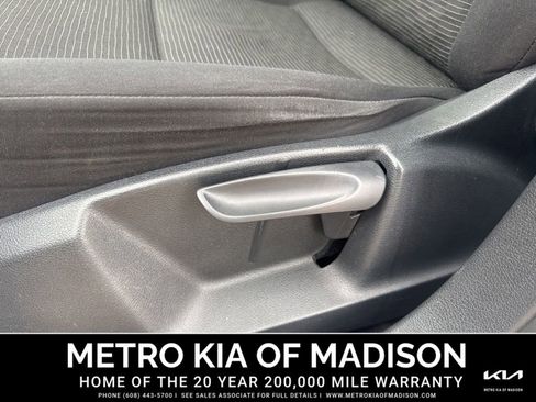 Used 2013 Volkswagen Tiguan S image 14