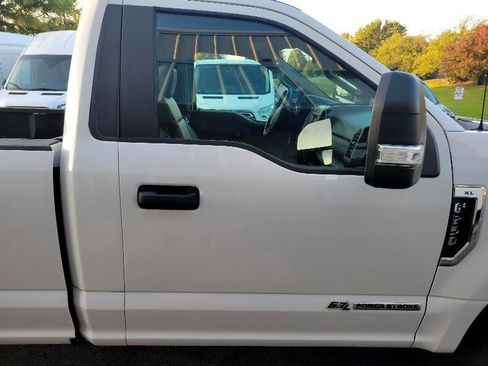 Used 2020 Ford F250 XL w/ Power Equipment Group image 31