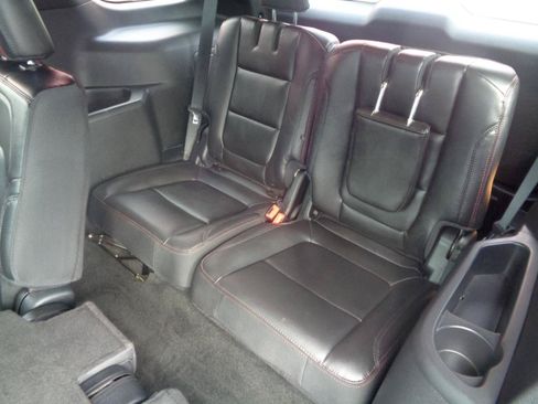 Used 2018 Ford Explorer Sport w/ Equipment Group 401A AWD/4WD image 30
