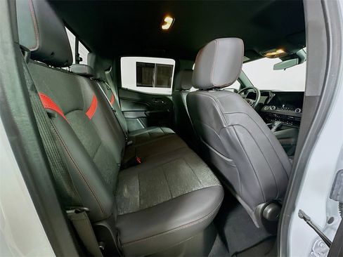 Used 2024 Chevrolet Colorado Z71 w/ Safety Package image 9