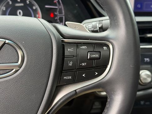 Certified 2024 Lexus ES 350 w/ Premium Package FWD image 31