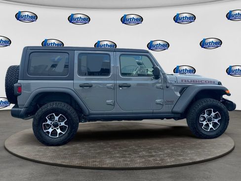 Used 2023 Jeep Wrangler Unlimited Rubicon w/ Cold Weather Group AWD/4WD image 6