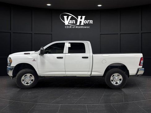 Used 2024 RAM 3500 Tradesman w/ Chrome Appearance Group AWD/4WD image 4