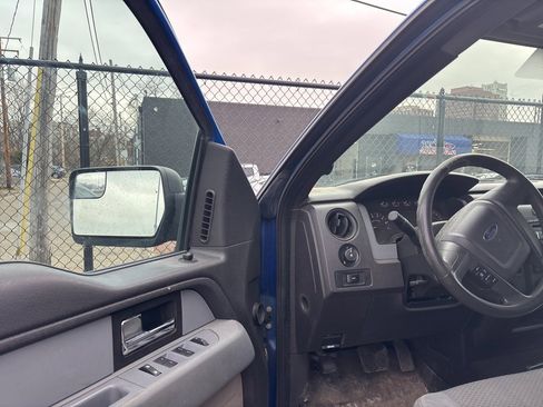 Used 2012 Ford F150 STX w/ STX Decor Pkg image 7
