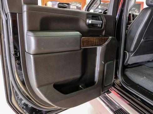 Used 2022 GMC Sierra 2500 Denali image 44