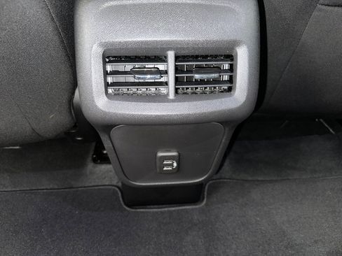 Certified 2024 Chevrolet Equinox LT image 21