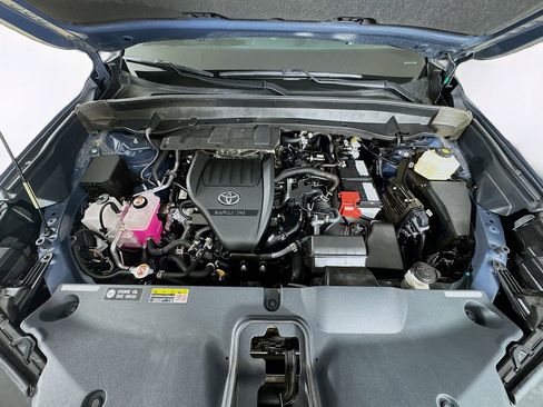 Certified 2024 Toyota Grand Highlander Limited image 24