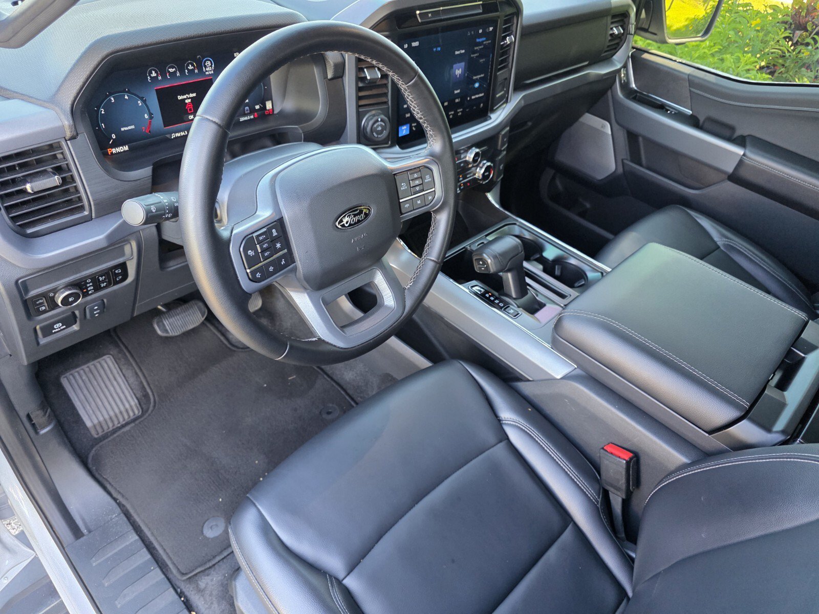 Used 2025 Ford F150 XLT w/ Equipment Group 303A High AWD/4WD image 11