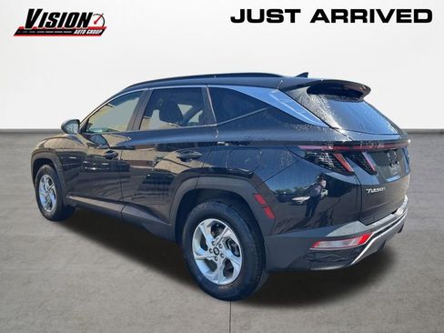Certified 2023 Hyundai Tucson SEL w/ Winter Package AWD/4WD image 3