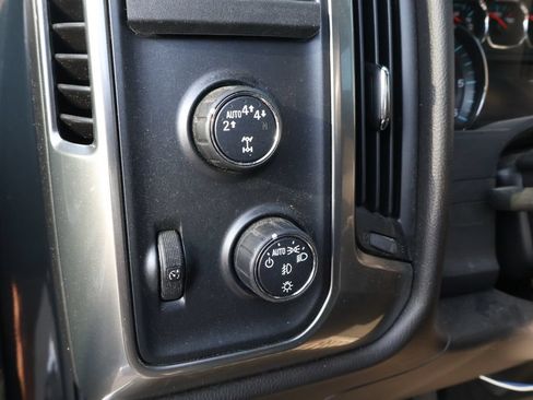 Used 2018 Chevrolet Silverado 1500 LT w/ All Star Edition AWD/4WD image 17
