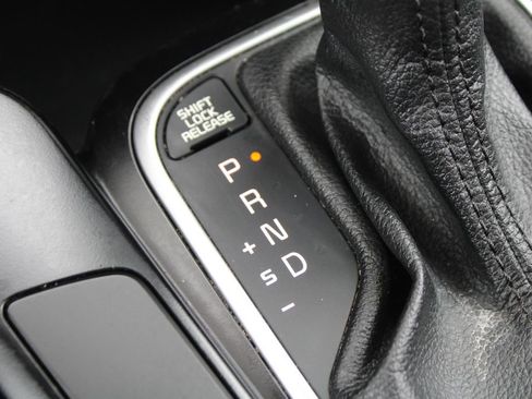 Certified 2020 Kia Soul LX image 32