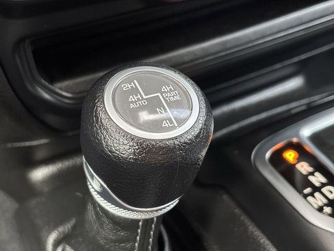 Used 2024 Jeep Wrangler Unlimited Sahara AWD/4WD image 22