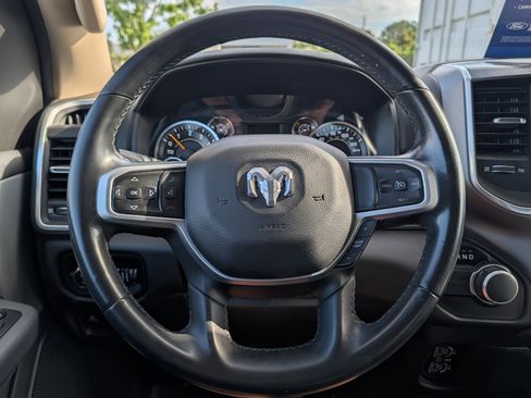 Used 2019 RAM 1500 Big Horn RWD image 26