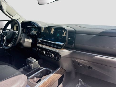 Used 2025 Chevrolet Silverado 1500 RST RWD image 30