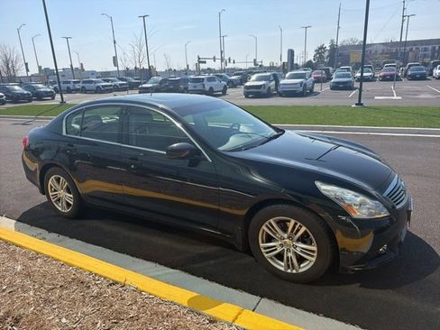 Used 2013 INFINITI G37 x w/ Premium Pkg image 12