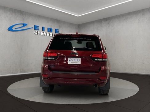 Used 2019 Jeep Grand Cherokee Altitude image 9