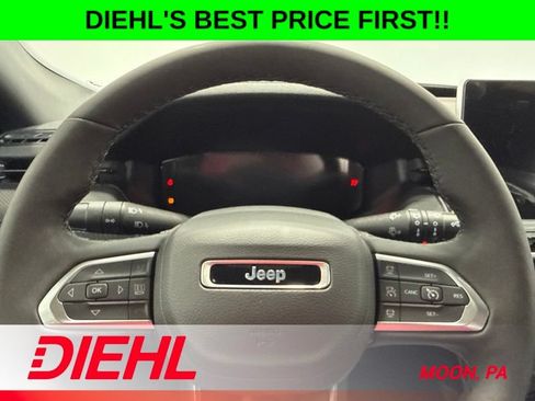 New 2026 Jeep Compass Limited w/ Sun, Sound & Navigation Group AWD/4WD image 24