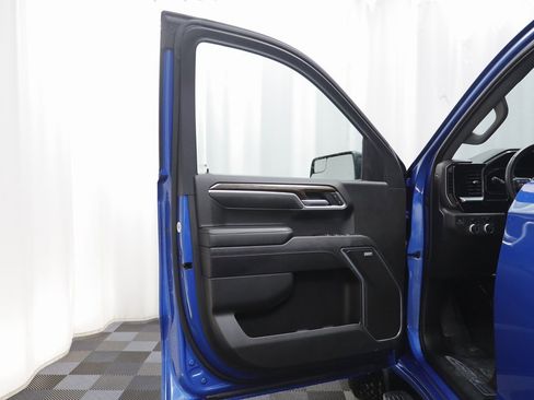 Certified 2022 GMC Sierra 1500 Elevation w/ Preferred Package image 5