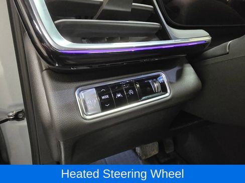 Used 2025 Buick Envision Preferred image 17